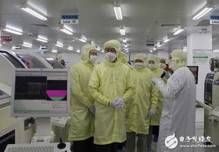 工厂智能化转型 数据驱动与自动化服务的融合演进